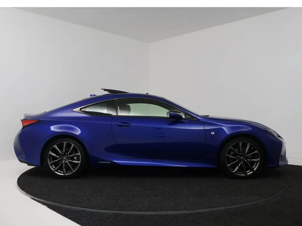 Lexus RC 300h F Sport Premium uit 2019, foto 14