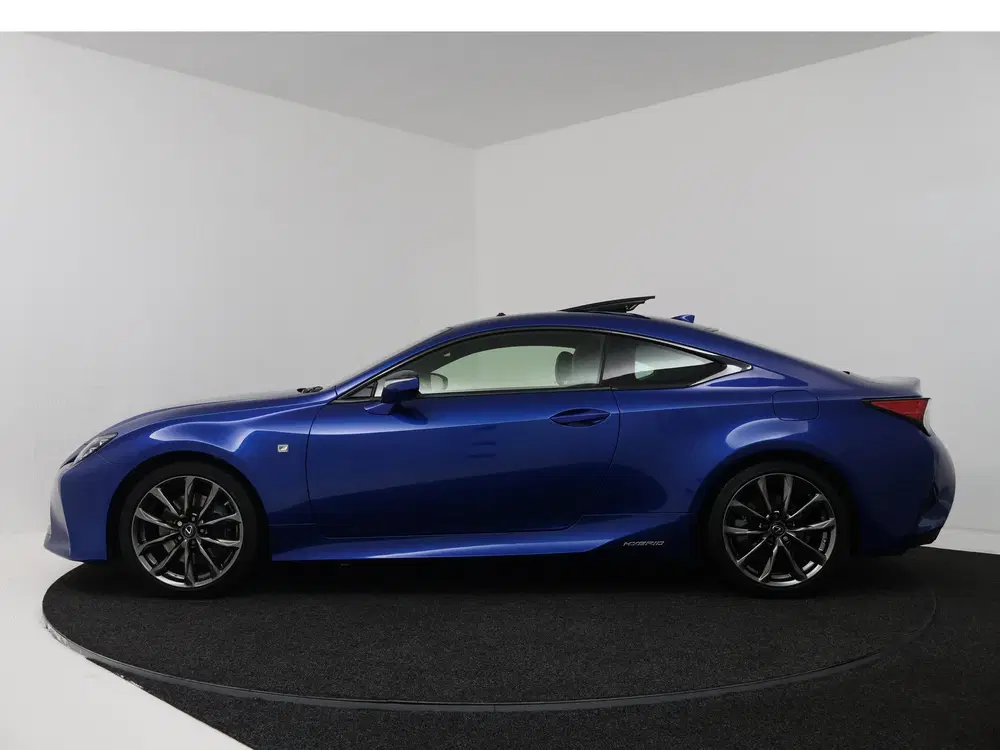 Lexus RC 300h F Sport Premium uit 2019, foto 3