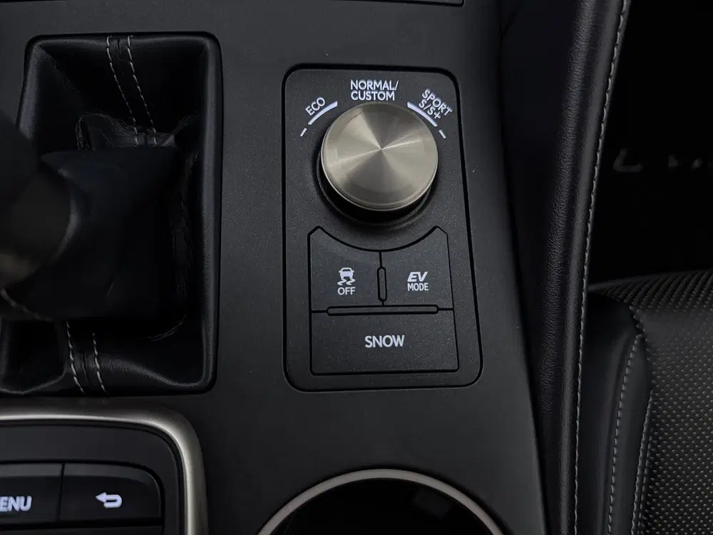 Lexus RC 300h F Sport Premium uit 2019, foto 5