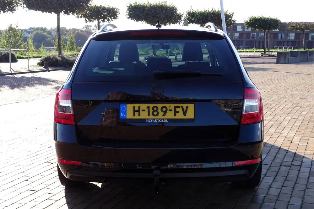 Skoda Octavia 1.5 TSI 150pk DSG Carplay 18 inch Led uit 2020, foto 7