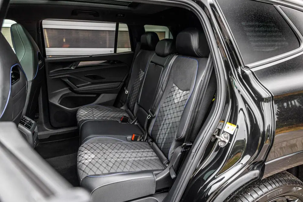 Volkswagen Tayron 1.5 eHybrid 204pk R-Line Edition uit 2026, foto 6