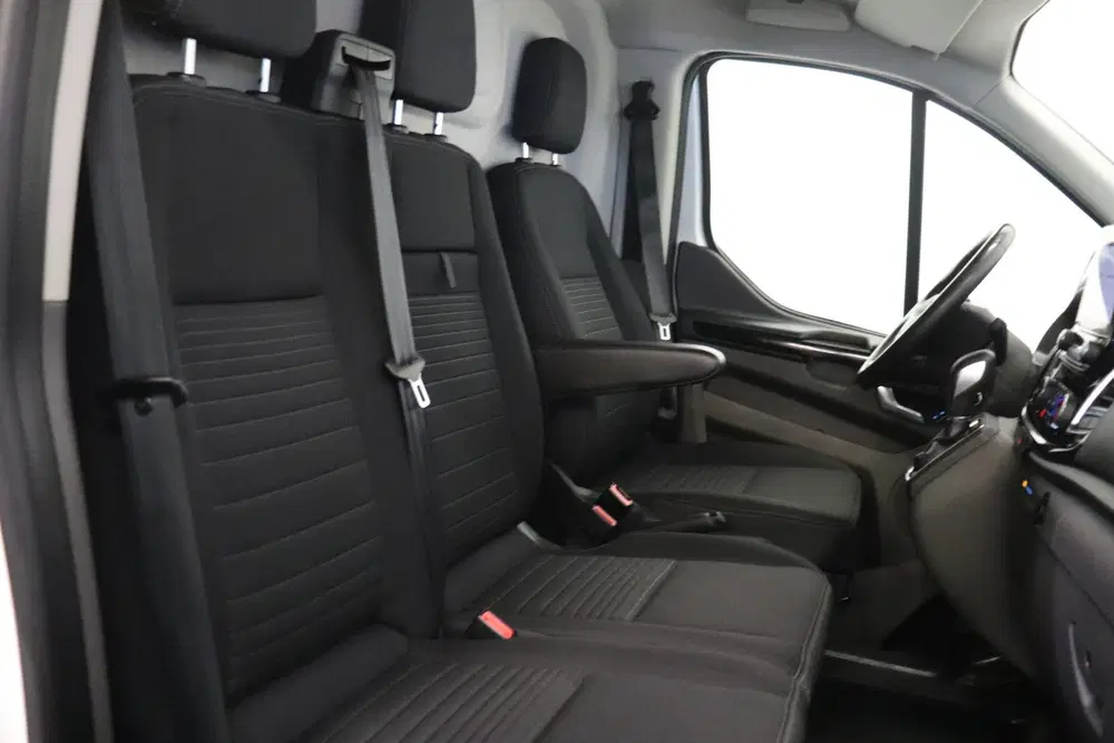 Ford Transit Custom 2.0 TDCI 170PK Automaat EURO 6 uit 2023, foto 6