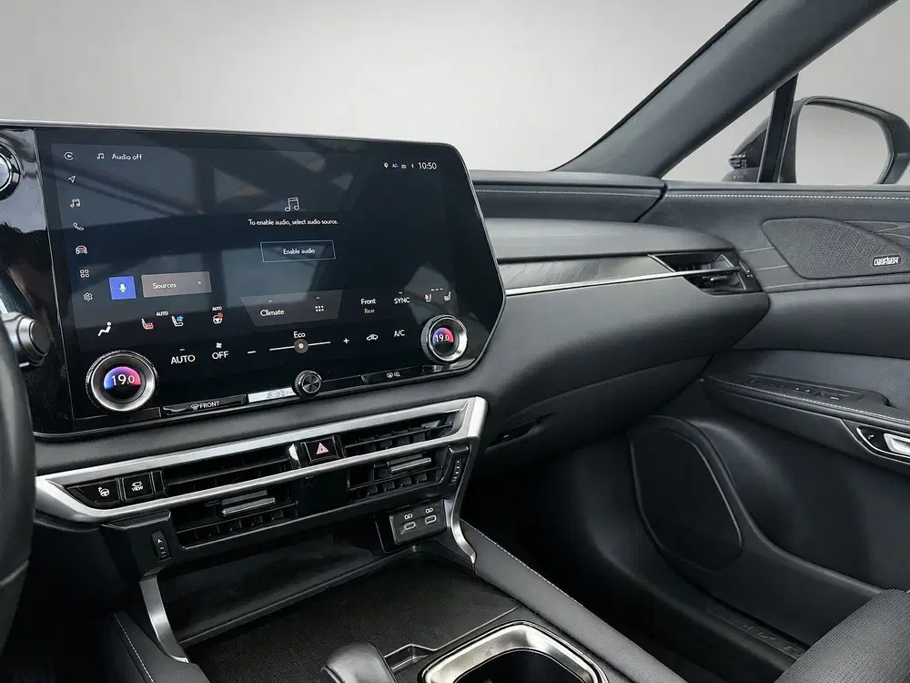 Lexus RX 450h+ Plug-in Hybrid President Line uit 2023, foto 12