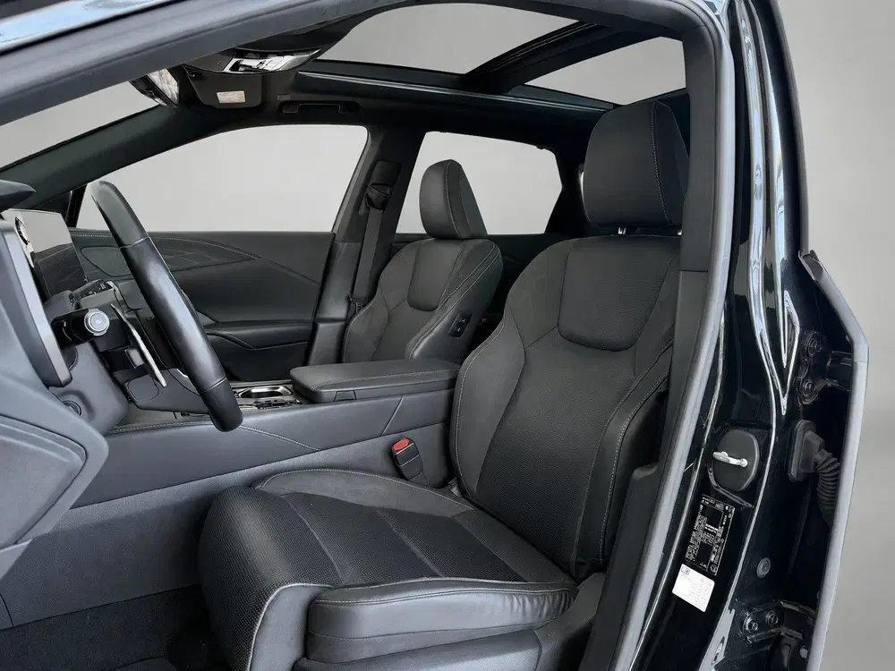 Lexus RX 450h+ Plug-in Hybrid President Line uit 2023, foto 6