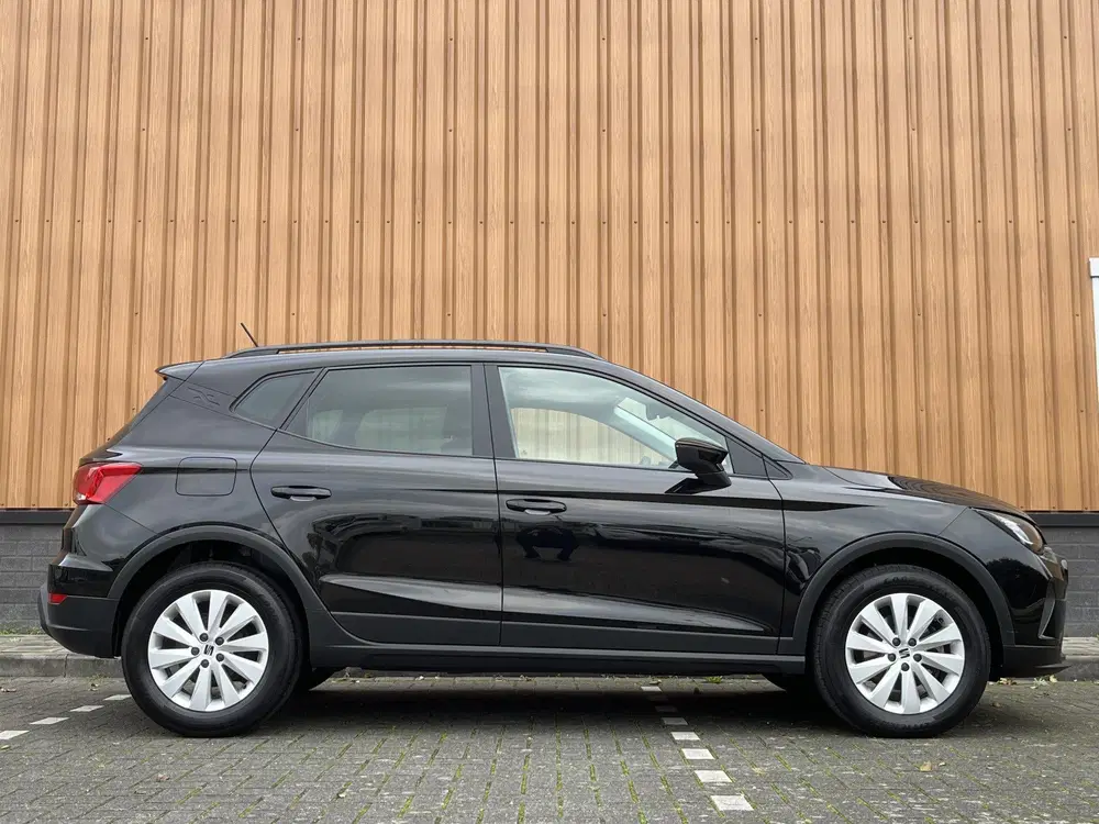 SEAT Arona 1.0 TSI Style Business Intense uit 2023, foto 4