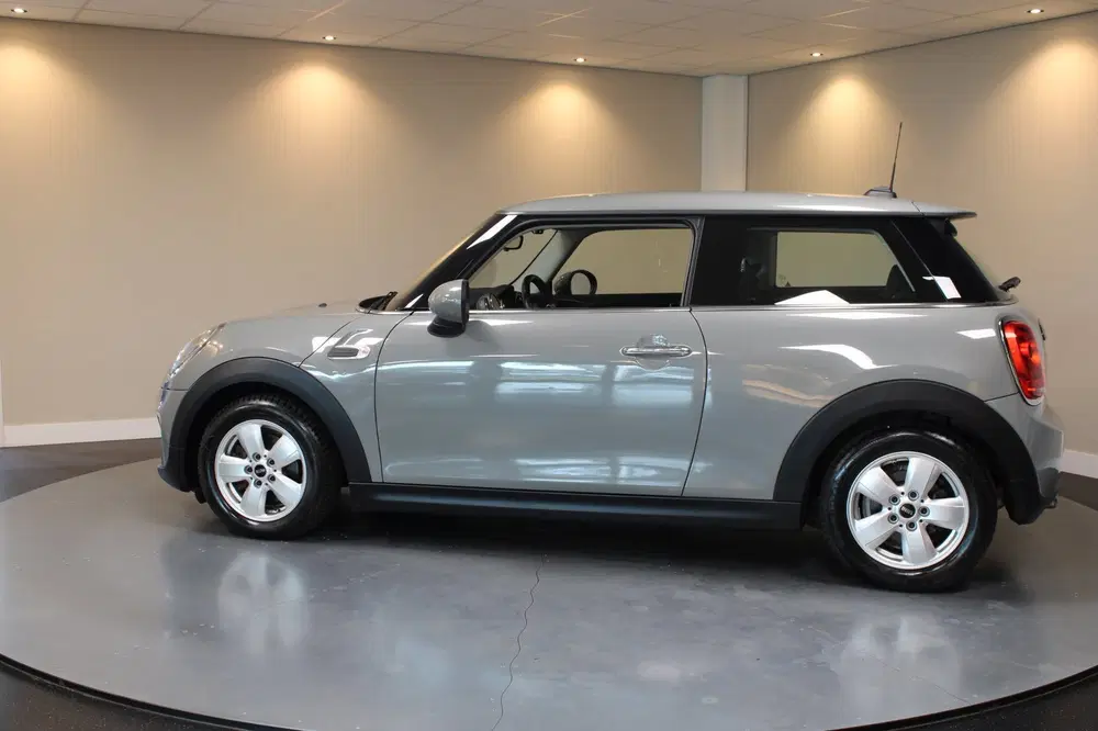 Mini Cooper 1.5 Cooper Salt *Dealer OH* Carplay uit 2019, foto 2