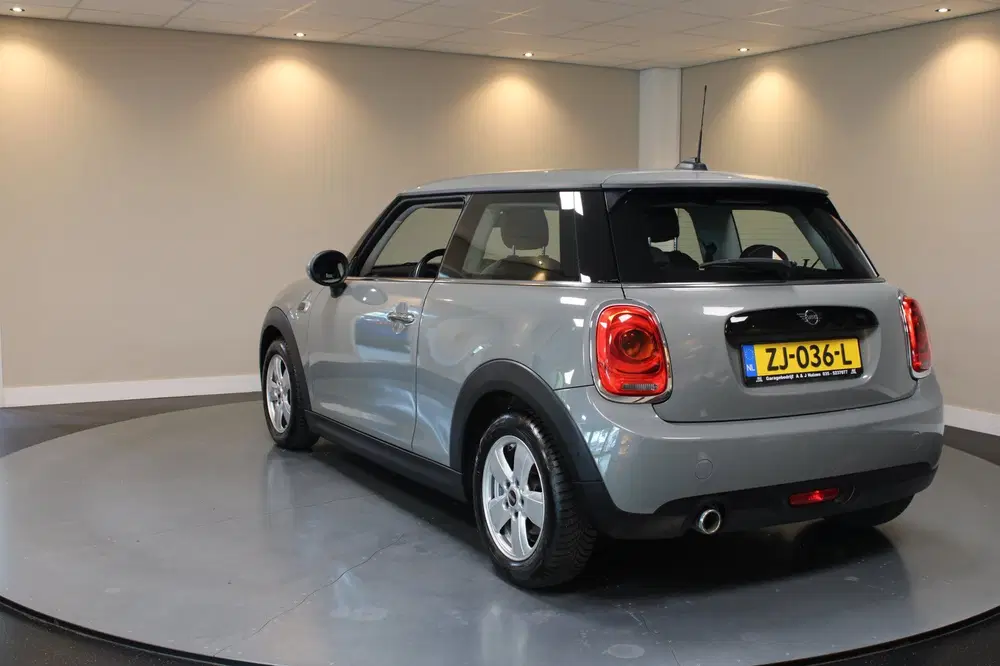Mini Cooper 1.5 Cooper Salt *Dealer OH* Carplay uit 2019, foto 4