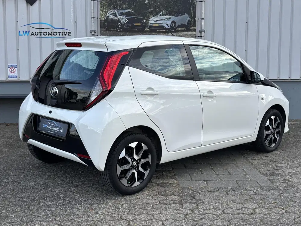 Toyota Aygo 1.0 VVT-i x-cite uit 2019, foto 2