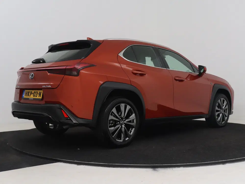 Lexus UX 250h F Sport Line (bj 2025 uit 2025, foto 2