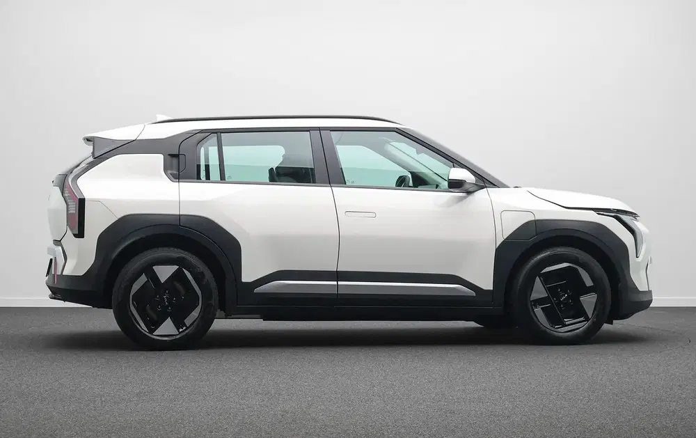 Kia EV3 Air 81.4 kWh Navigatie uit 2026, foto 11