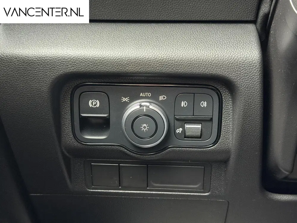 Mercedes-Benz Citan Mercedes Citan 113 Benzine Automaat Carpla uit 2023, foto 10