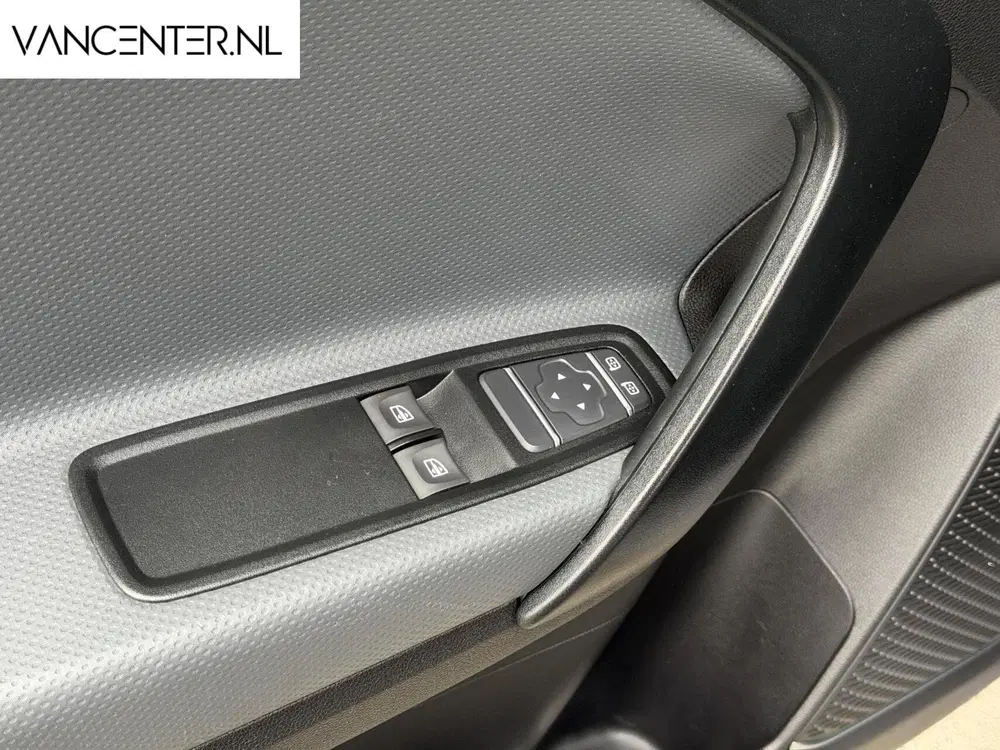 Mercedes-Benz Citan Mercedes Citan 113 Benzine Automaat Carpla uit 2023, foto 9