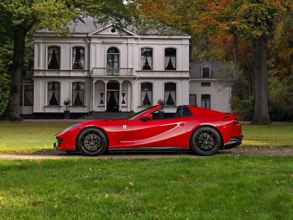 Ferrari 812 6.5 V12 HELE uit 2022