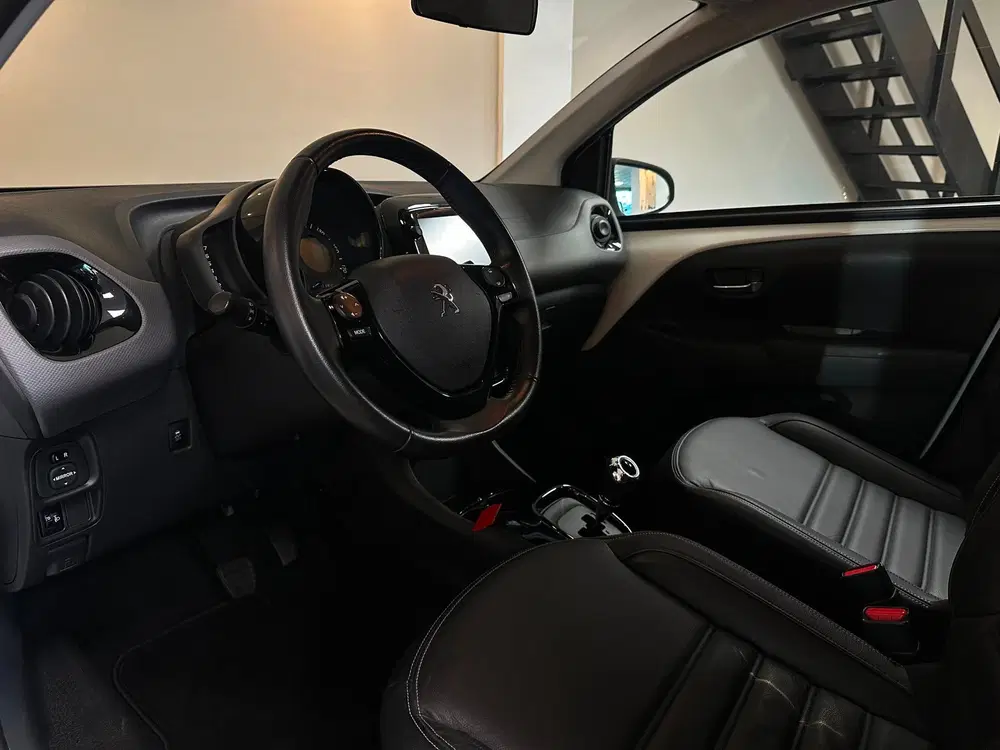 Peugeot 108 1.0 e-VTi Allure *Automaat* Leer uit 2019, foto 11
