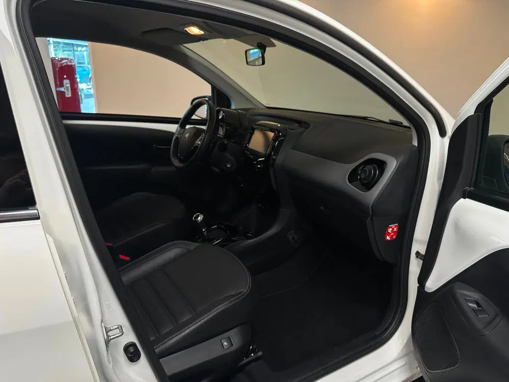 Peugeot 108 1.0 e-VTi Allure *Automaat* Leer uit 2019, foto 12