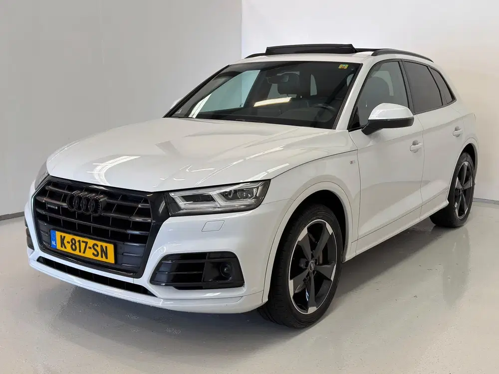Audi Q5 3.0 TDI Quattro Sport S Line Black Edition uit 2019, foto 3