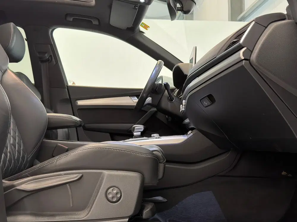 Audi Q5 3.0 TDI Quattro Sport S Line Black Edition uit 2019, foto 8