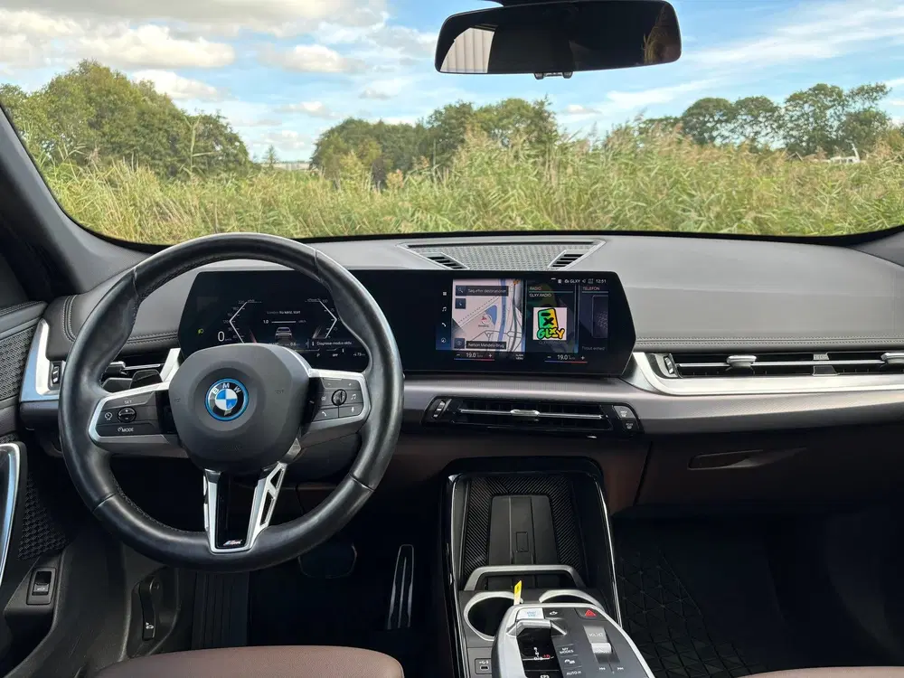 BMW iX1 XDrive30 M Sport uit 2023, foto 3
