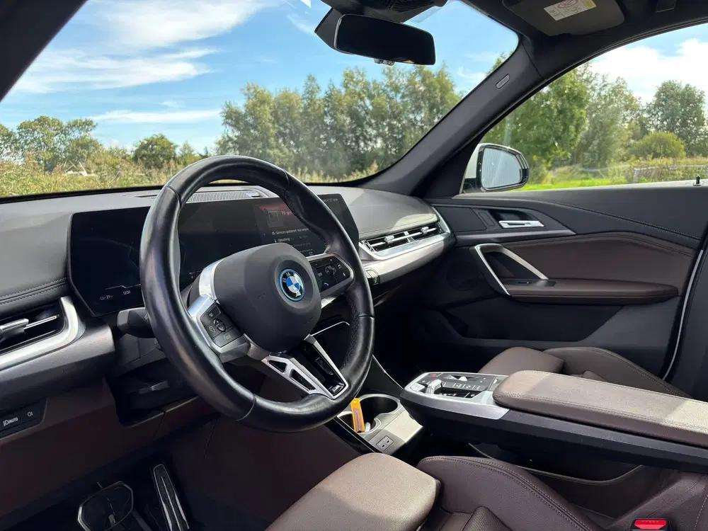 BMW iX1 XDrive30 M Sport uit 2023, foto 5