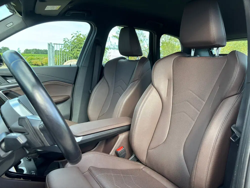 BMW iX1 XDrive30 M Sport uit 2023, foto 8
