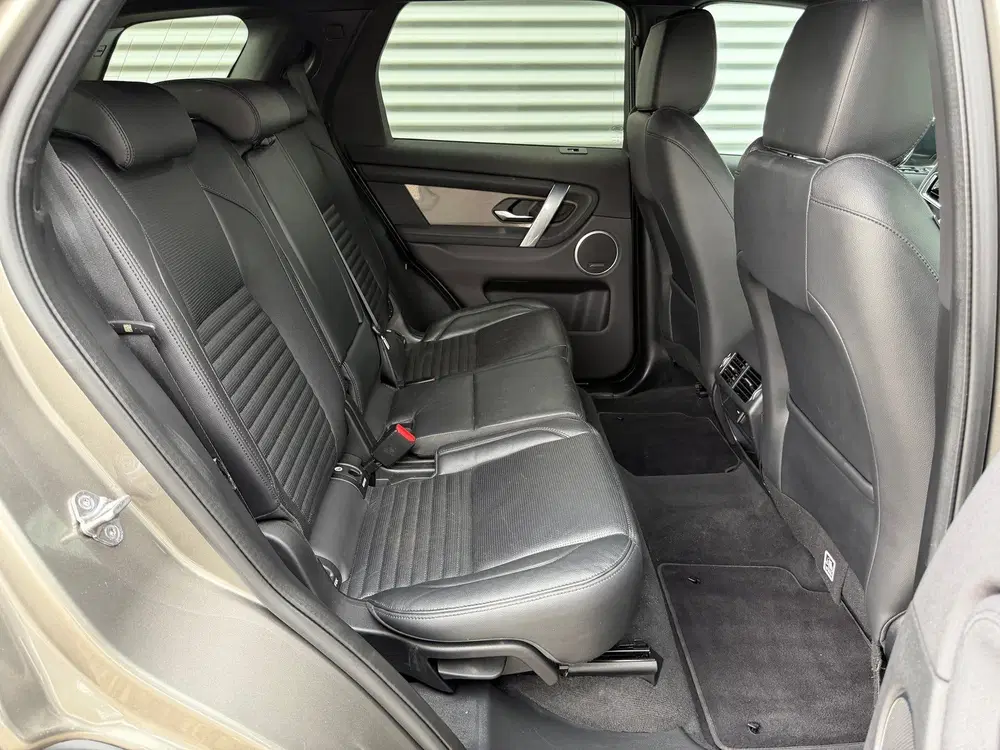 Land Rover Discovery Sport P300e R-Dynamic HSE automaat [ 1e uit 2021, foto 12