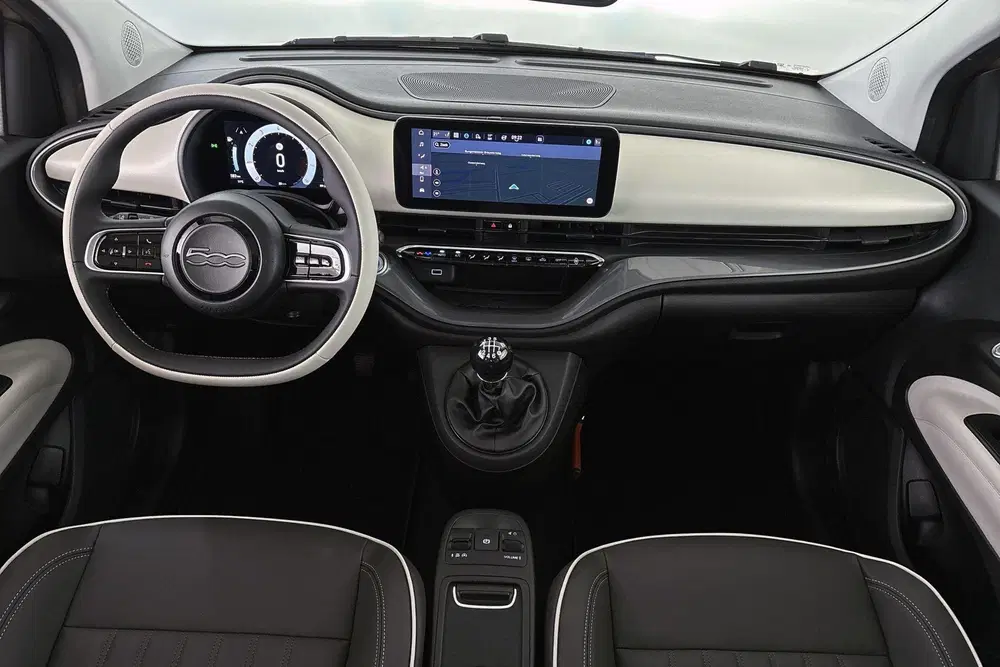 Fiat 500 1.0 Hybrid La Prima Panoramadak Stoelverwa uit 2026, foto 7