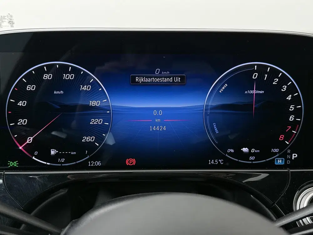 Mercedes-Benz E-Klasse 300 e Sport Edition uit 2025, foto 13