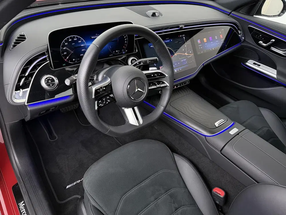 Mercedes-Benz E-Klasse 300 e Sport Edition uit 2025, foto 7