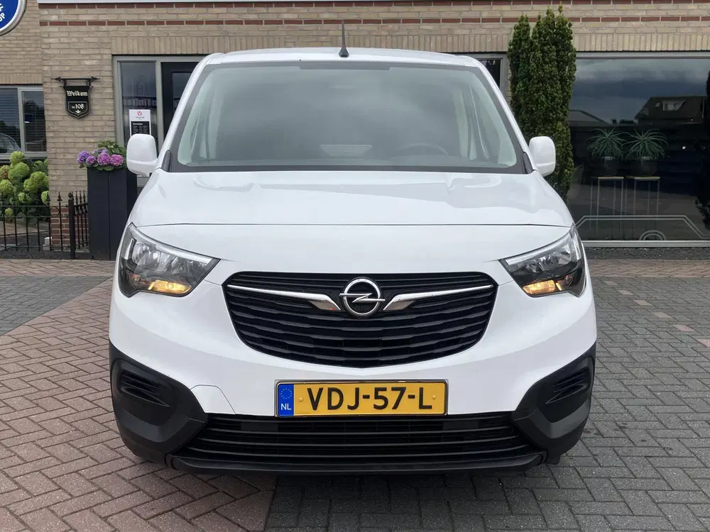 Opel Combo 1.5D L2H1 Edition uit 2019, foto 13