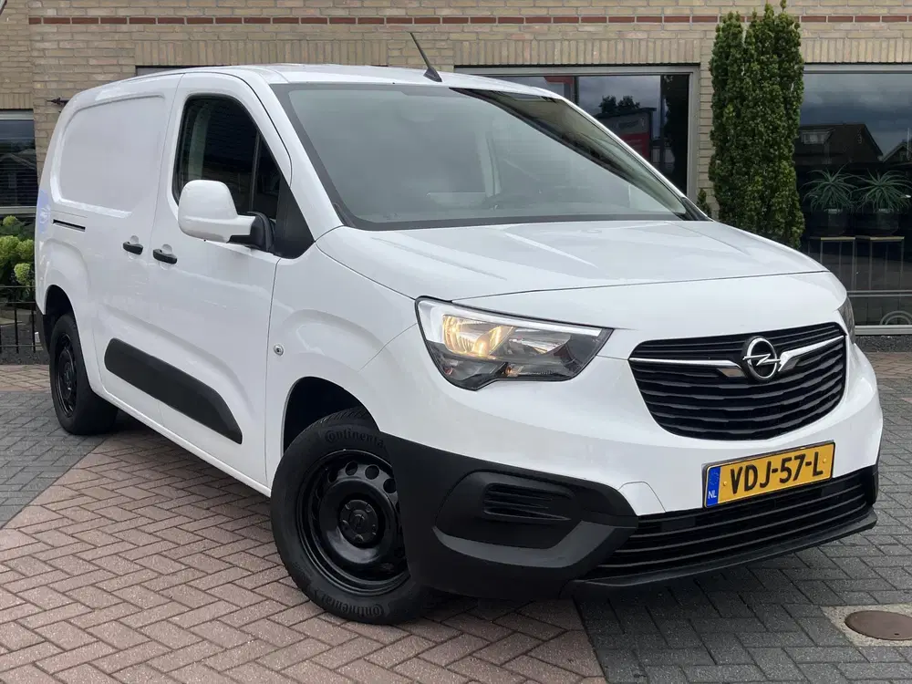 Opel Combo 1.5D L2H1 Edition uit 2019, foto 3
