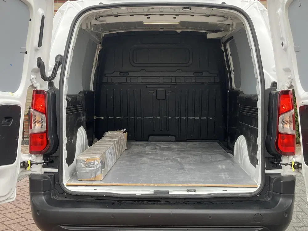 Opel Combo 1.5D L2H1 Edition uit 2019, foto 9