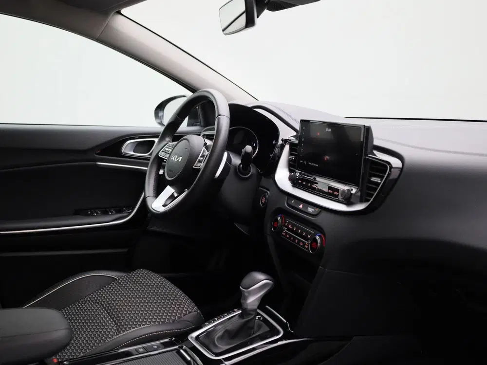 Kia Ceed Pulse 1.0 T-GDi 120 MHEV DCT ISG uit 2024, foto 6
