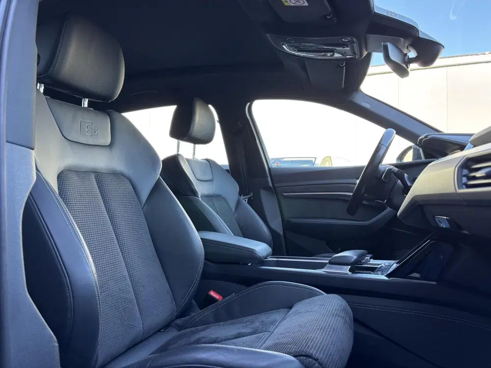 Audi e-tron 55 quattro S edition 95kWh pano camera tre uit 2021, foto 13