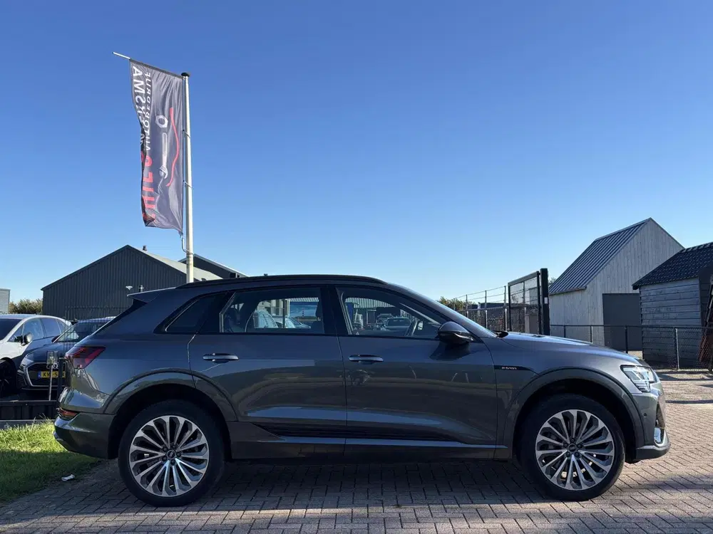 Audi e-tron 55 quattro S edition 95kWh pano camera tre uit 2021, foto 2