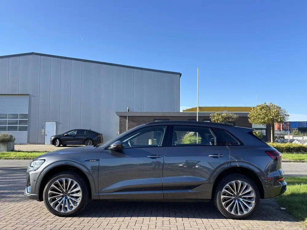 Audi e-tron 55 quattro S edition 95kWh pano camera tre uit 2021, foto 6