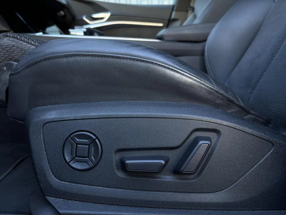 Audi e-tron 55 quattro S edition 95kWh pano camera tre uit 2021, foto 8