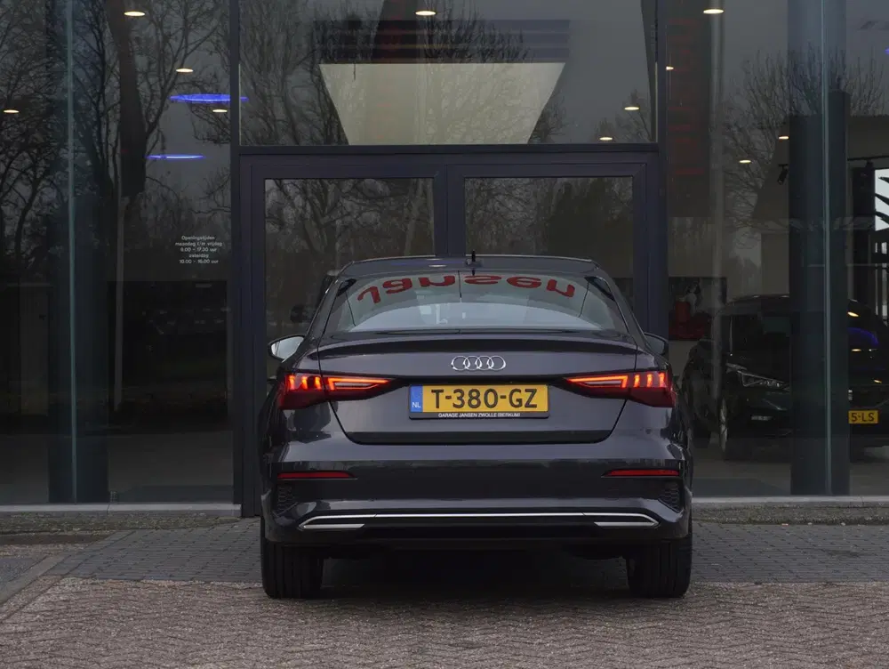 Audi A3 30 TFSI Advanced edition uit 2023, foto 4