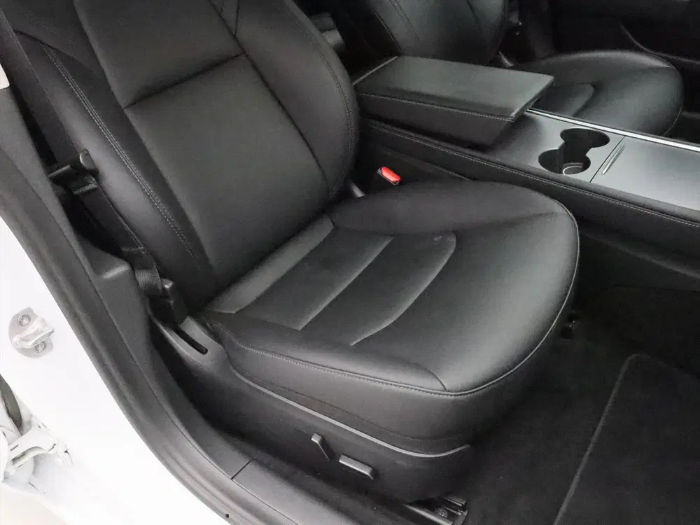 Tesla Model 3 Long-Range AWD 351pk 75 kWh 90.6% SoH UPGR uit 2022, foto 15