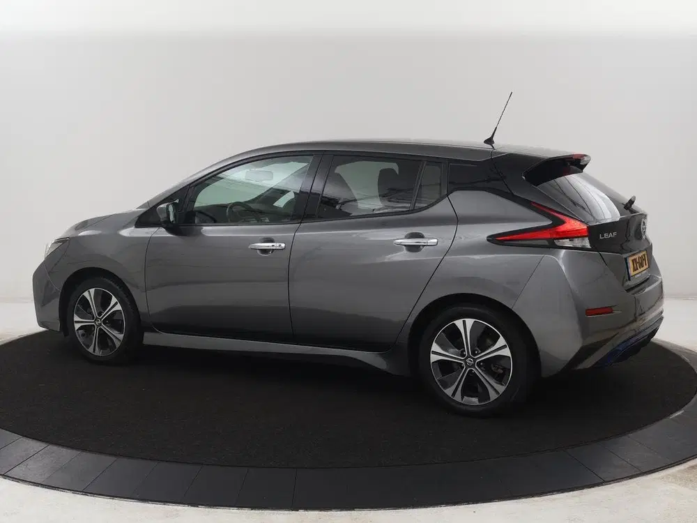 Nissan Leaf Tekna 40 kWh uit 2019, foto 2
