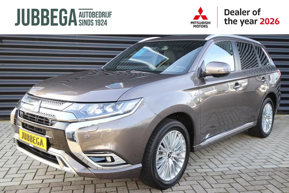 Mitsubishi Outlander 2.4 PHEV Instyle Trekhaak (bj 2020) uit 2020
