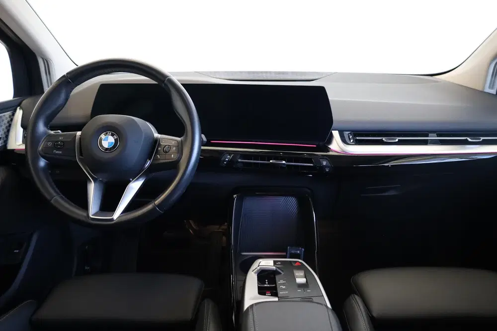 BMW 2-serie Active Tourer 218i uit 2023, foto 11