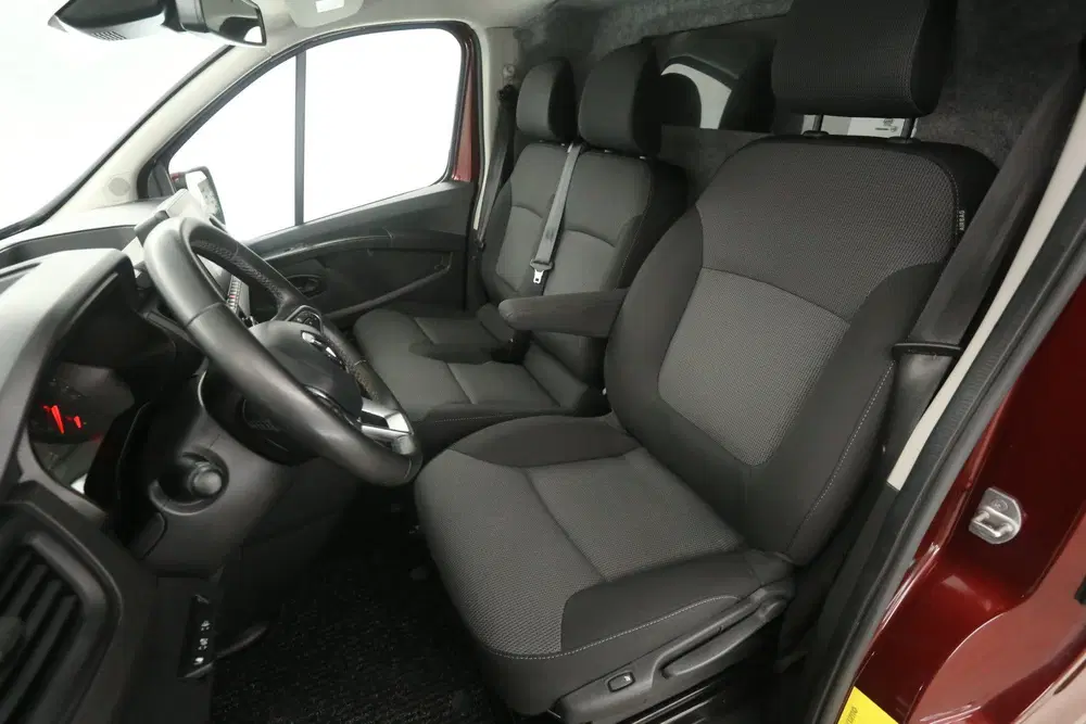 Renault Trafic 2.0 dCi T30 150PK uit 2023, foto 9