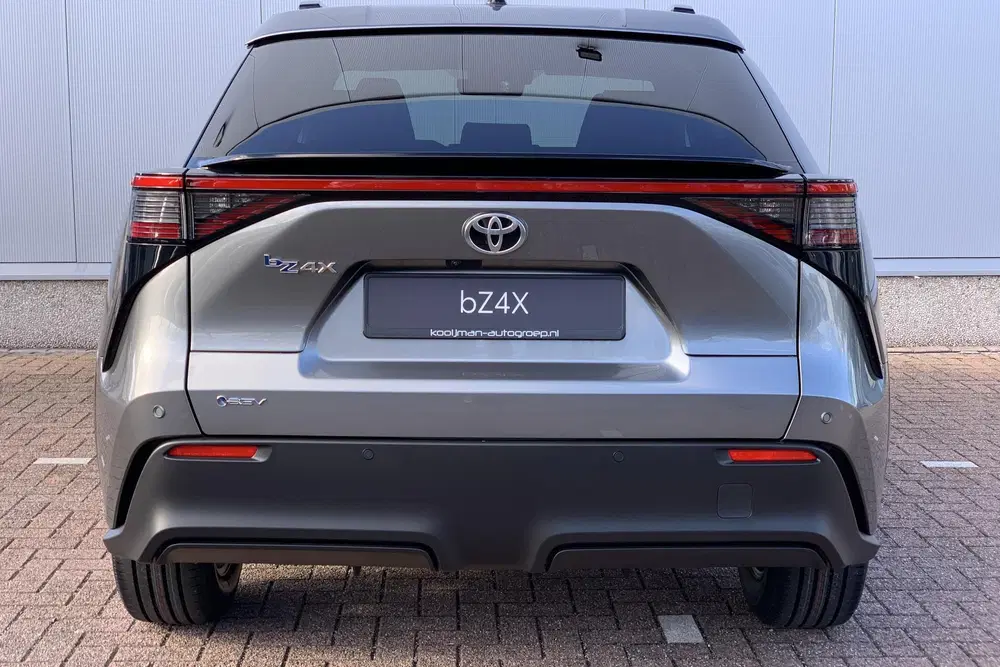 Toyota bZ4X Dynamic 73 kWh uit 2026, foto 5