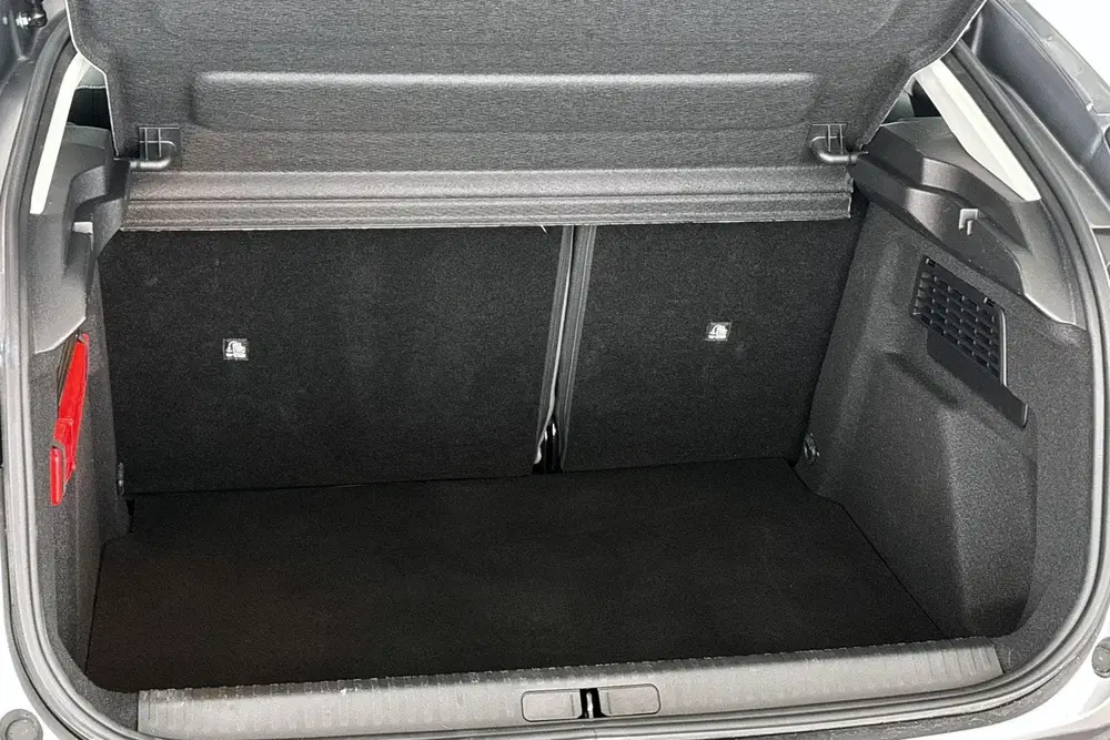 Citroën C4 Citroen C4 1.2 Hybrid 145 Plus Navi Camera uit 2025, foto 9