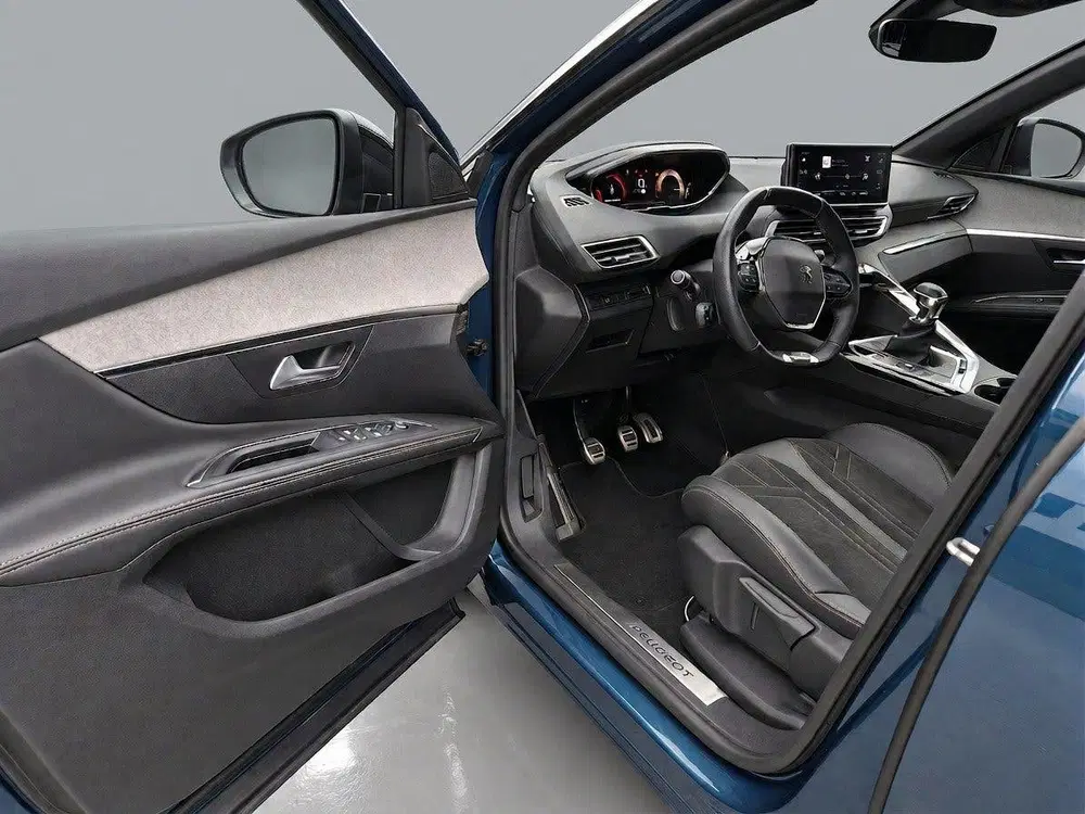Peugeot 5008 1.2 PureTech GT uit 2021, foto 10