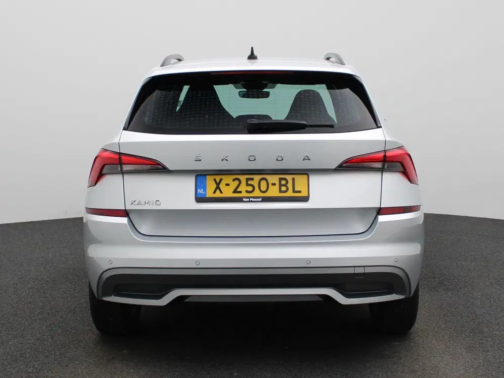 Skoda Kamiq 1.0 TSI Sport Business uit 2023, foto 5
