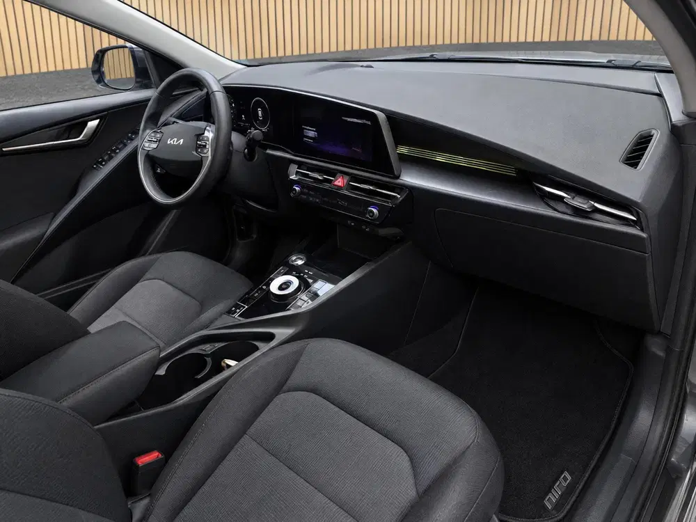Kia Niro DynamicLine 64.8 kWh 100% SOH uit 2022, foto 12