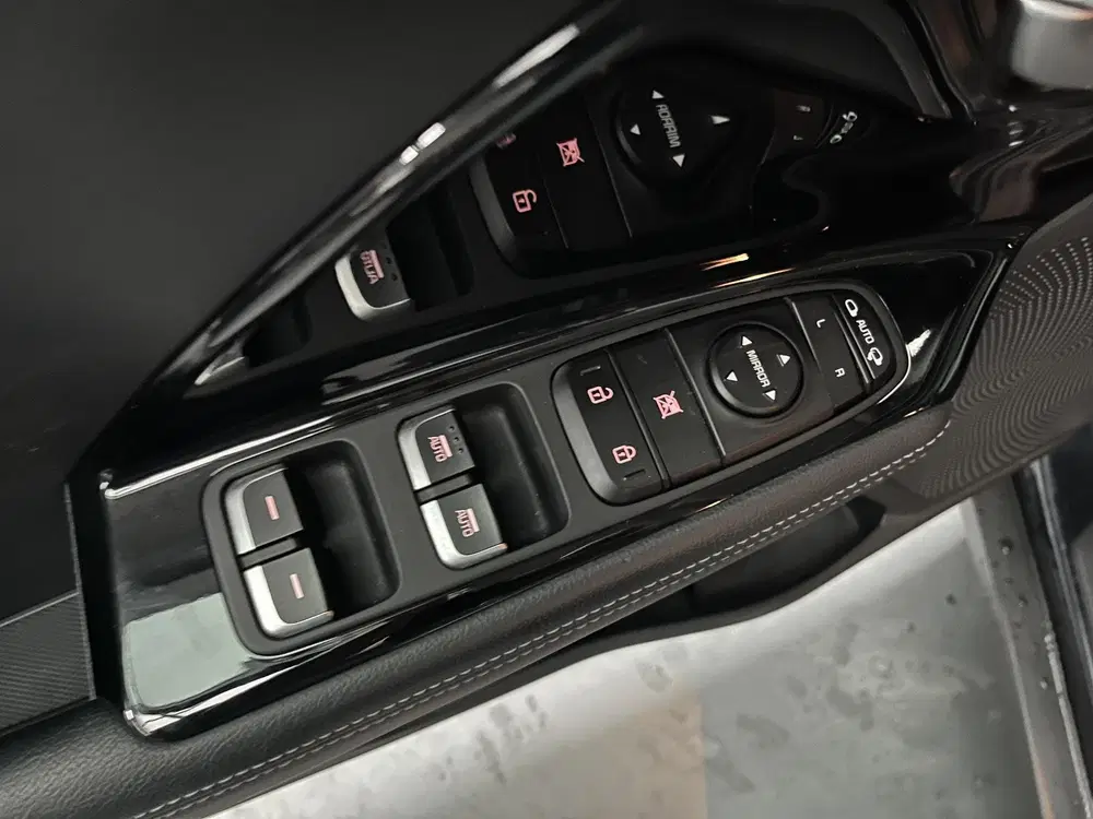 Kia Niro 1.6 GDi Hybrid DynamicPlusLine met Trekhaa uit 2019, foto 2