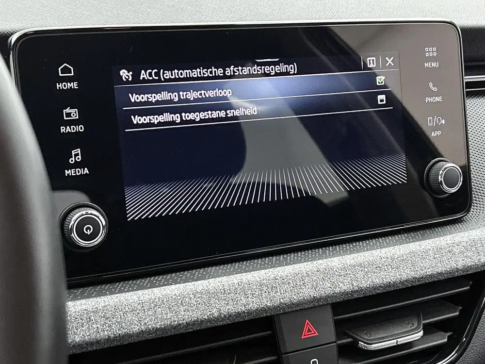 Skoda Kamiq 1.0 TSI Business Edition uit 2025, foto 14