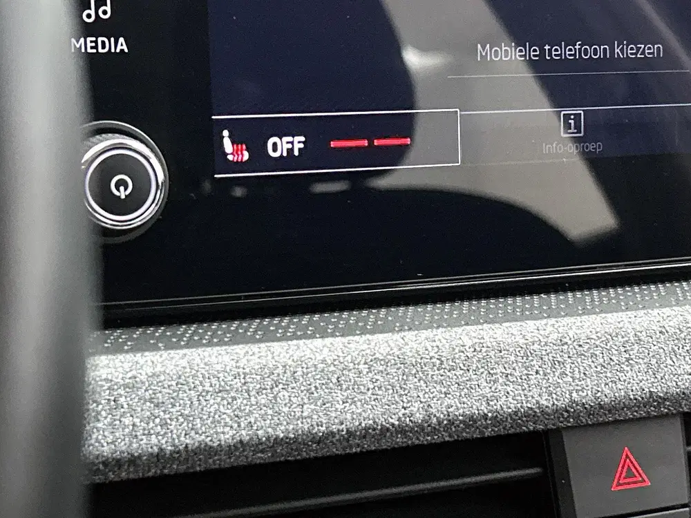 Skoda Kamiq 1.0 TSI Business Edition uit 2025, foto 8